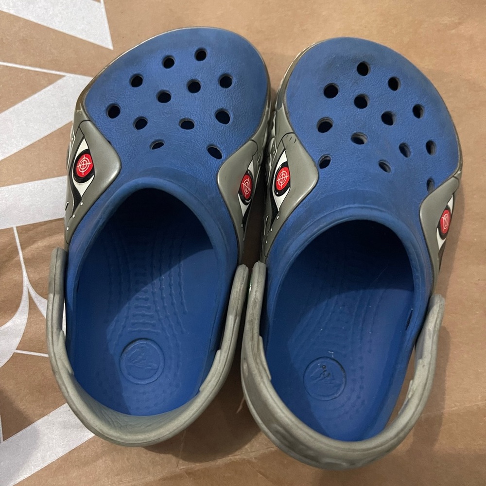 Crocs